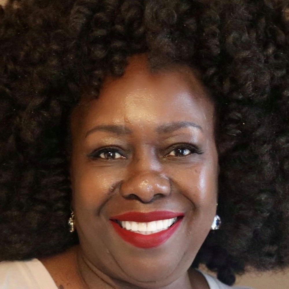 Meet your Posher, Mimi